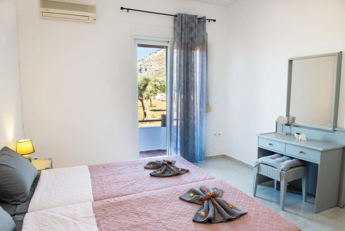 Atlantic Cave Haven-Seaside, Fully Equipped Apartment โคลิมเบีย ภายนอก รูปภาพ