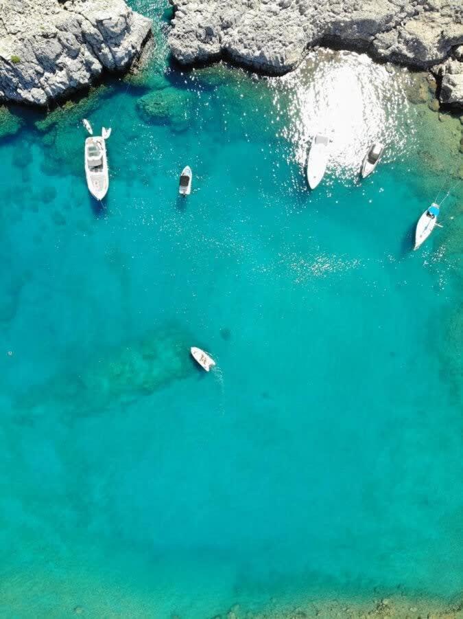 Atlantic Cave Haven-Seaside, Fully Equipped Apartment โคลิมเบีย ภายนอก รูปภาพ