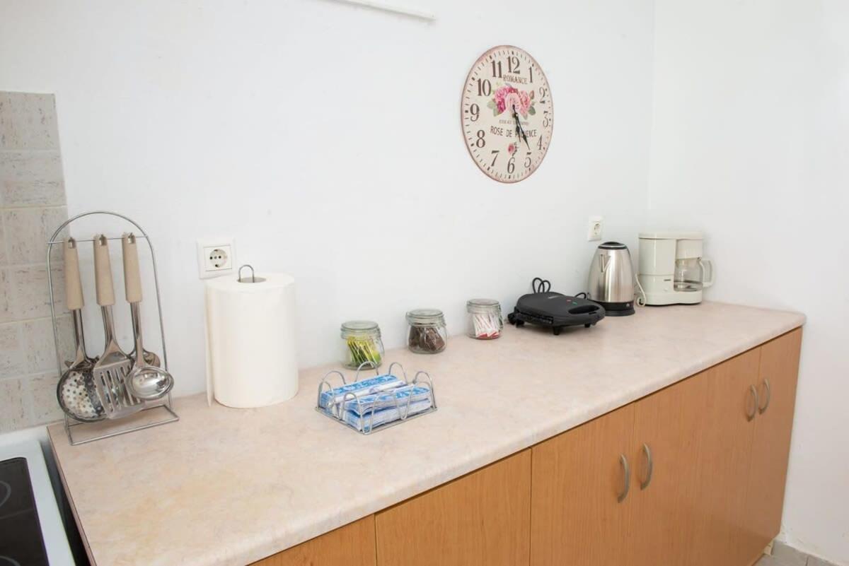 Atlantic Cave Haven-Seaside, Fully Equipped Apartment โคลิมเบีย ภายนอก รูปภาพ
