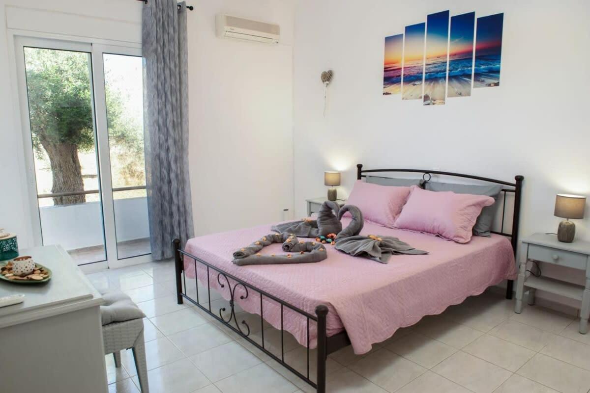 Atlantic Cave Haven-Seaside, Fully Equipped Apartment โคลิมเบีย ภายนอก รูปภาพ